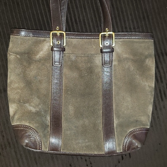 Purses. - Picture 2 of 6